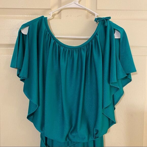 Vintage Green Angel Sleeve 70s Dress - Picture 7 of 8